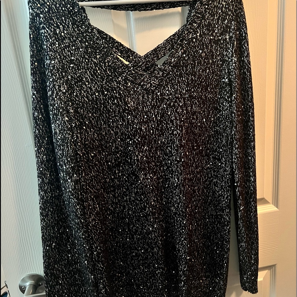 Guess sweater